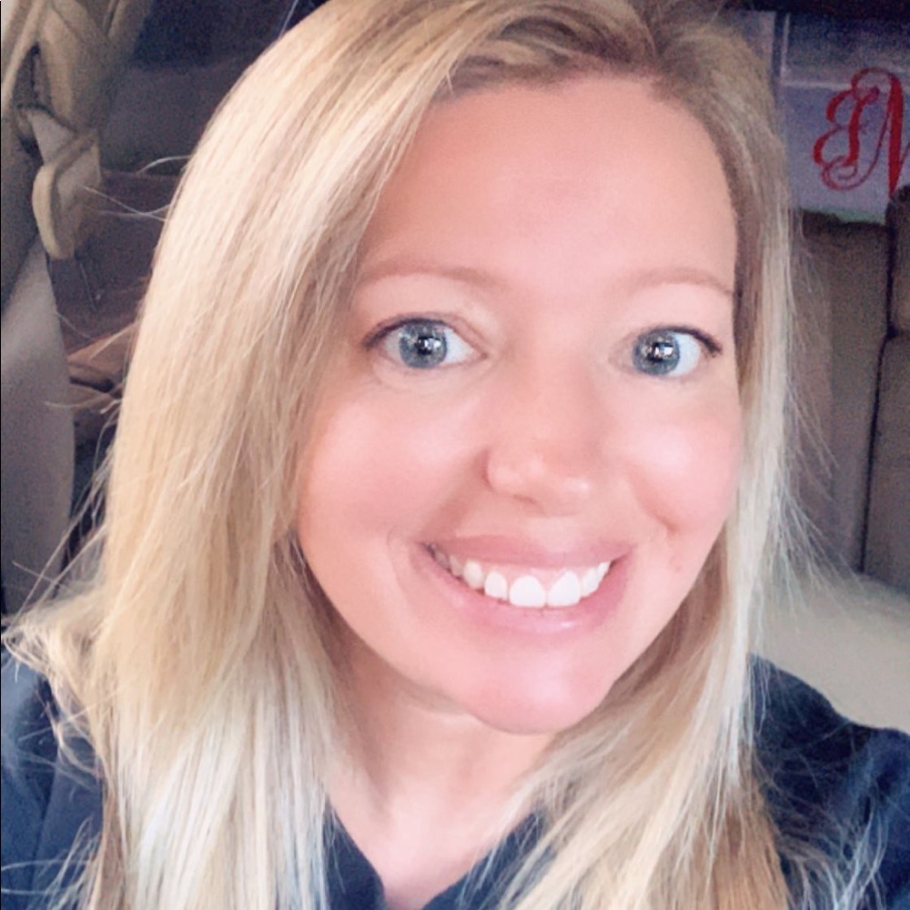 Meet your Posher, Jennifer